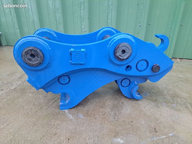 Attache hydraulique sur axe