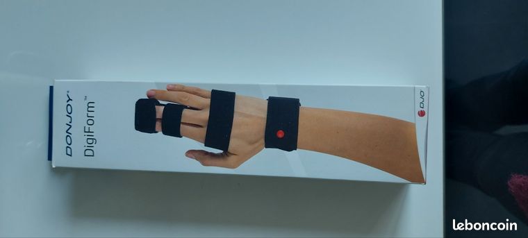 Attelle de poignet / main/ doigt