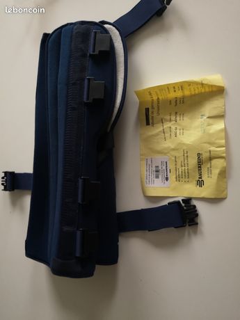 Attelle genou à clips