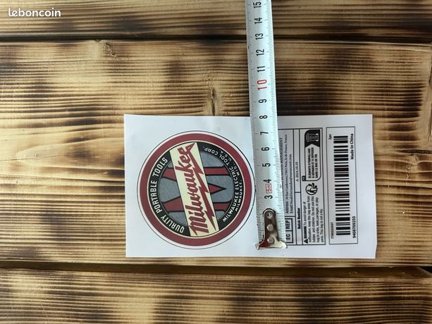 Autocollant MILWAUKEE