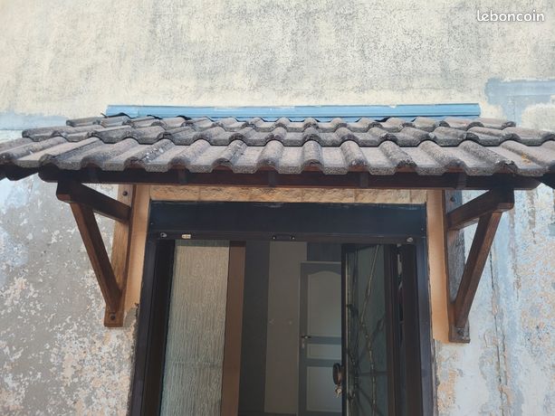 Auvent ou marquise en bois