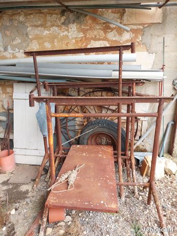 Av tréteaux de maçon