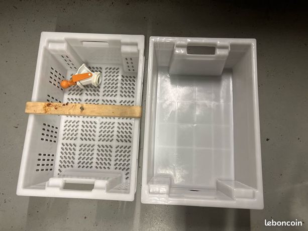 Bac à désoperculer