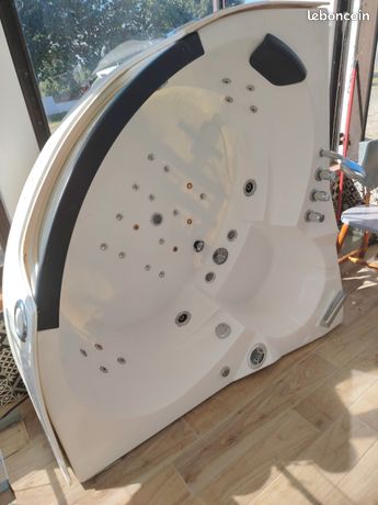 Baignoire Hydromassage avec Leds