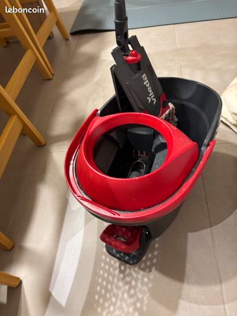 Balai et sceau vileda