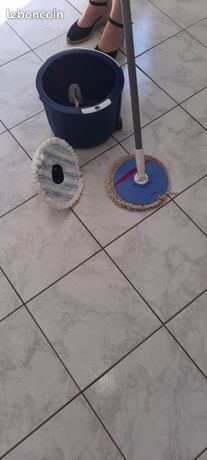 Balai laveur Clean seau rond et compact avec recharge neuve pour sécher 20