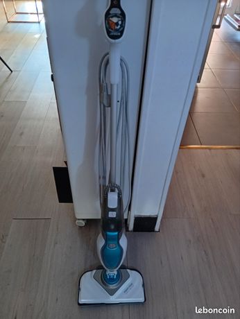 Balai vapeur Black+Decker