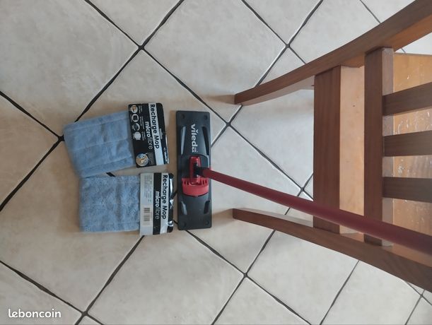 Balai Vileda avec 2 serpillère