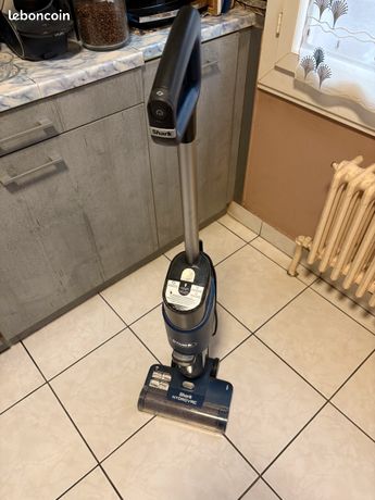 Balai aspirateur nettoyeur