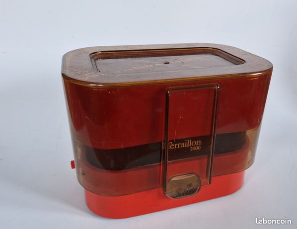 Balance de cuisine rouge Marco Zanuso Terraillon 1970