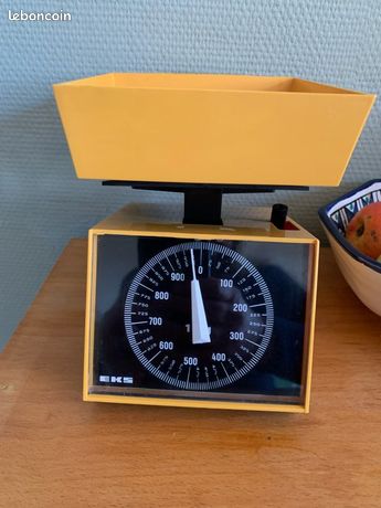 Balance de cuisine vintage jaune EKS