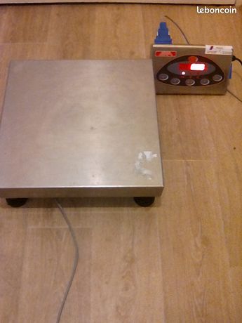 Balance exactement 30kg affichage déporté