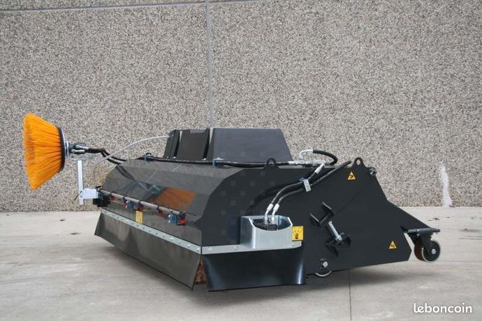 Balayeuse hydraulique SIMA pour telescopique,