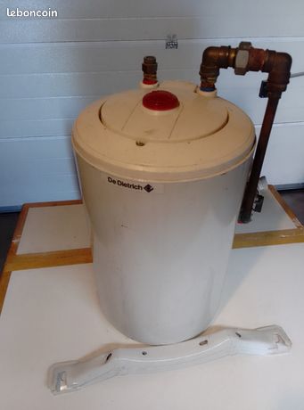 Ballon eau chaude sous evier vertical