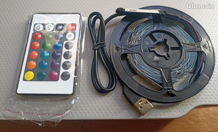 Bande lumineuse RGB LED USB, 5V, flexible, 3m, Bluetooth, pour rétroéclairage d'ordinateur et TV