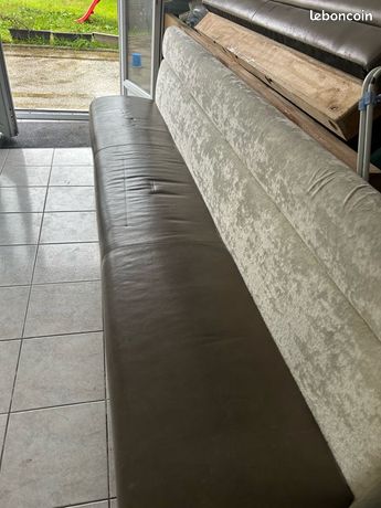 Banquette restaurant