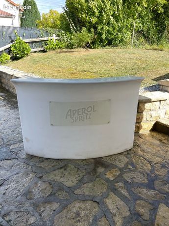 Bar en plastique dur