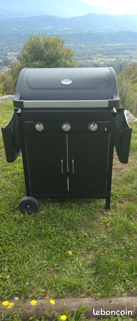 Barbecue gaz neuf 3 bruleurs