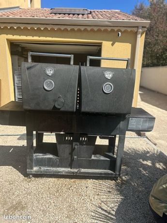Barbecue pit boss