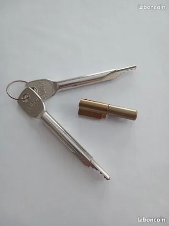 Barillet de serrure et clefs de sécurité Flora