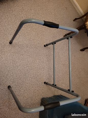 Barre d appui pour toilette