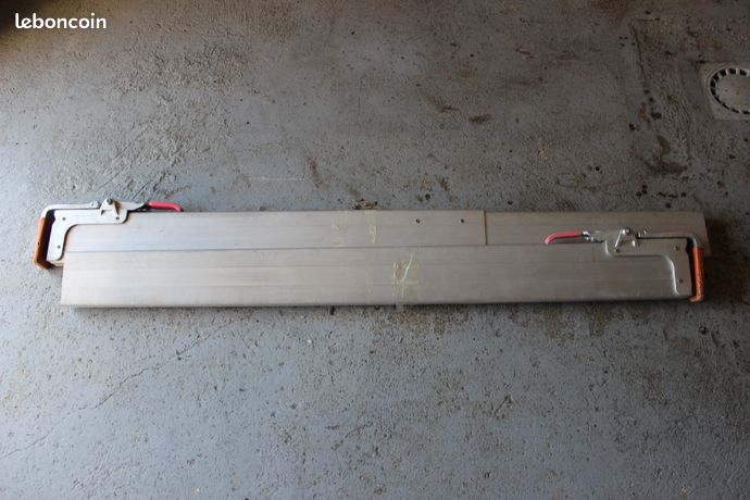 Barre d'arrimage camion