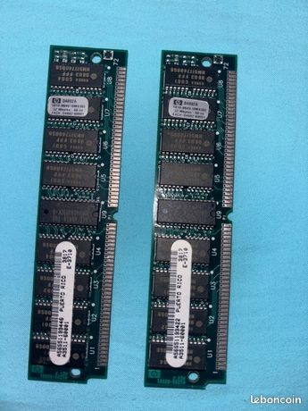 Barrette de RAM ancienne