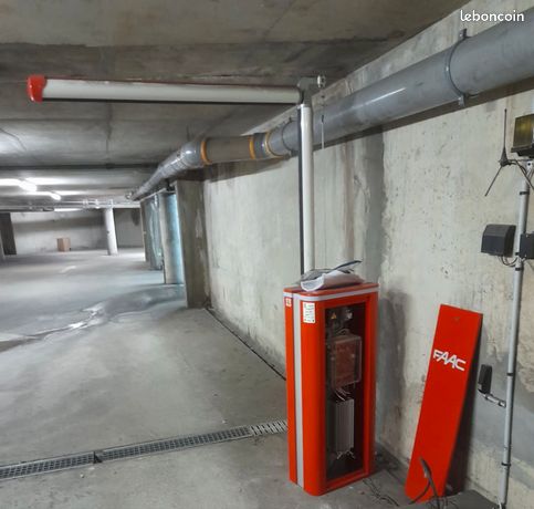 Barrière automatique faac