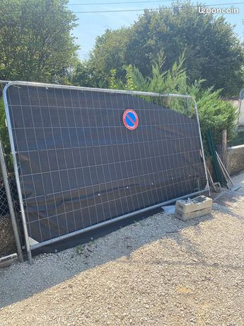 Barrière chantier heras