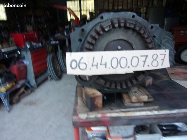 Bas moteur refait massey ferguson 130.825.122