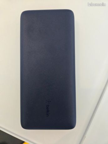 Batterie externe Belkin USB-C 10K avec câbles intégrés