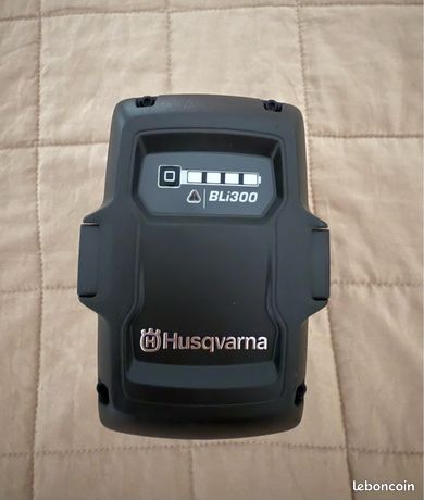 Batterie Husqvarna BLi300 9.4ah 36V Année 2024 BLi 300