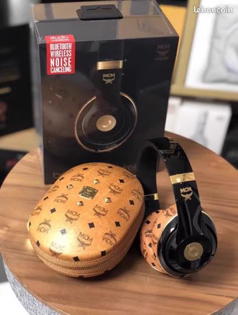 Beats by Dr Dre studio wireless MCM special edition