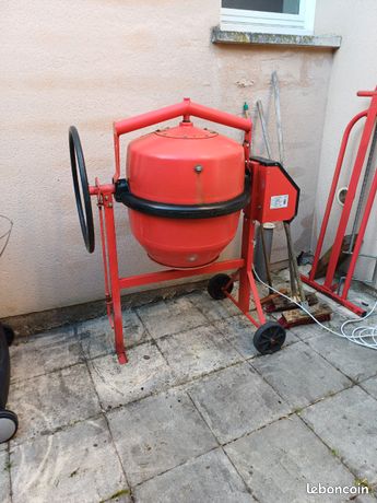 Bétonnière 140 litres