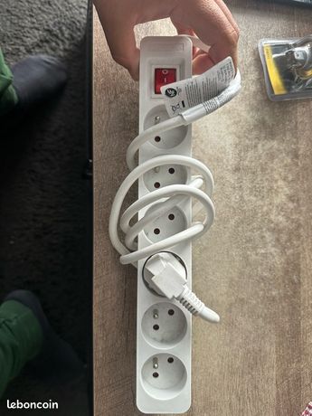 Bloc multiprise 6 avec interrupteur
