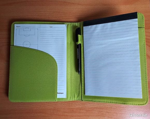 Bloc note. Avec stylo