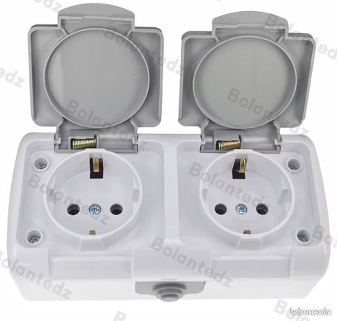Bloc prise mural double garage étanche plexo