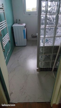 Bloc brique en verre