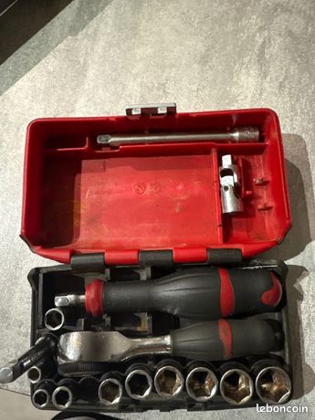 Boîte clé douille facom