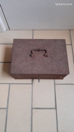 Boite coffre-fort portable