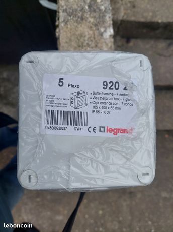 Boite etanche legrand