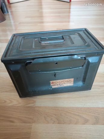 Boite métallique