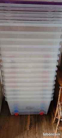 Boites de rangement à roulettes
