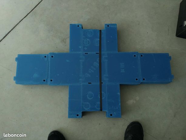 Boîtier de réservation de dalle - boîte simple + fond Watts