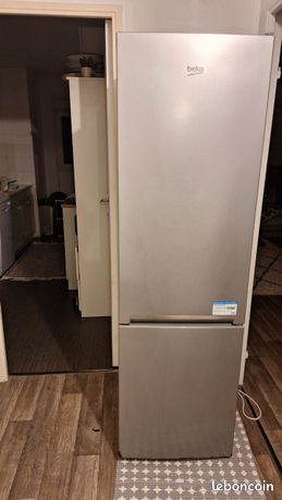 Bonjour je veux mon frigidaire il a un la Beko j'ai 400 . Mais je veux la Vendée à 90