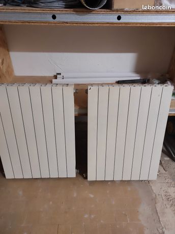 Bonjour, radiateurs de chauffage à vendre, prix négociable