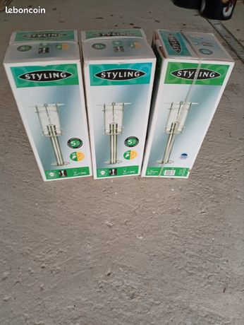 Borne éclairage extérieur