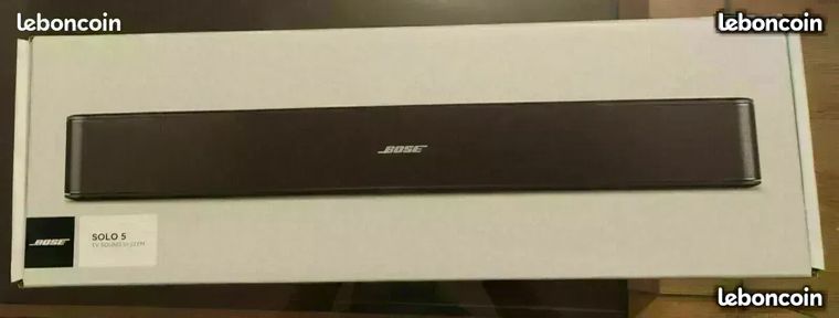 Bose Solo 5 - Barre de son TV - NEUVE