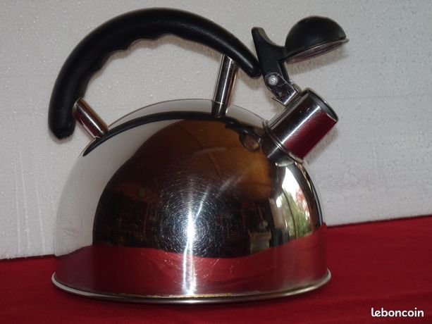 Bouilloire inox sifflante 2 litres Euromarine