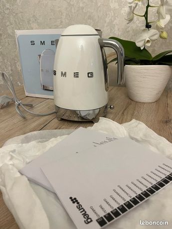 Bouilloire Smeg blanc